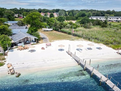 A Once-in-a-Generation Hamptons Bayfront Resort Legacy Estate - photo 2