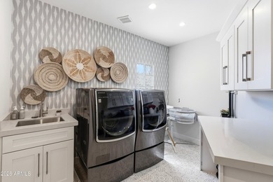 Experience waterfront luxury living in the heart of Scottsdale - photo 33