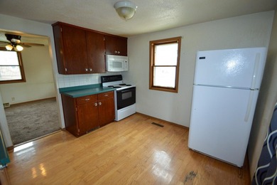 Cute, comfortable and efficient two bedroom single story home - photo 6