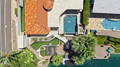 Experience waterfront luxury living in the heart of Scottsdale - photo 40