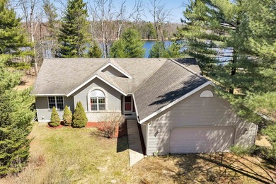 Warrington Lake Home For Sale in Gillett Wisconsin