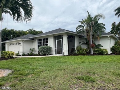 Beautifully updated home in one of Cape Coral's most desirable - photo 2