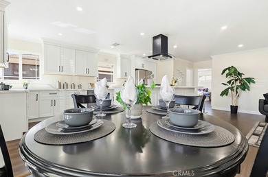 Come see this beautiful, newly renovated 3-bedroom, 2-bathroom - photo 17
