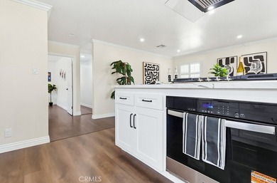 Come see this beautiful, newly renovated 3-bedroom, 2-bathroom - photo 25