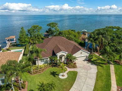 Lake Apopka Home For Sale in Winter Garden Florida