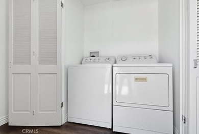 Come see this beautiful, newly renovated 3-bedroom, 2-bathroom - photo 47