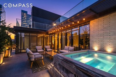Elevated life in every sense: 5,100 sq.ft. Trophy Penthouse with - photo 8