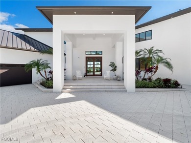 A rare Waterfront estate offering privacy, scale, and true - photo 8