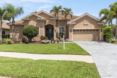 Under contract-accepting backup offers. Welcome to this - photo 1