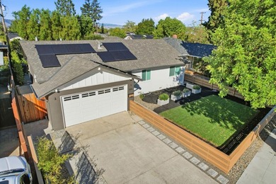 Perfectly situated just off the corner of Strafford, this - photo 23