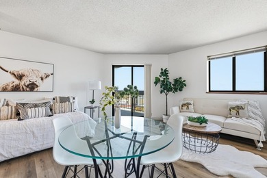 Luxury at an affordable price! Sweeping views of St Paul, the