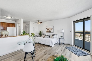 Luxury at an affordable price! Sweeping views of St Paul, the