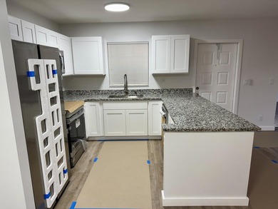 No Age Restrictionspletely Renovated End-Unit Condo Move in - photo 1