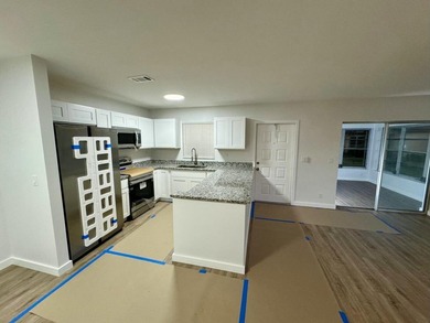 No Age Restrictionspletely Renovated End-Unit Condo Move in - photo 2