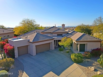 This lovely home has 2 bedrooms with den/study and optional - photo 1