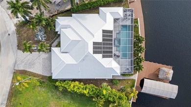 Welcome to this exceptional Luxury Gulf Access Home, perfectly - photo 4