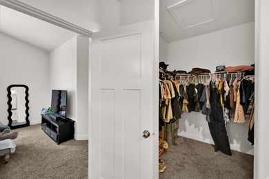 Nearly new and better than waiting for new construction! This - photo 13