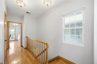 Welcome to this beautiful detached one-family home in the highly - photo 15