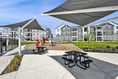 Nearly new and better than waiting for new construction! This - photo 20