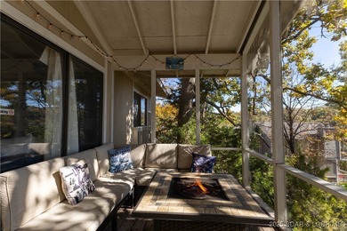 Location, Lifestyle & Convenience, this 1 has It All! Welcome to