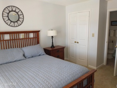 Move in ready fully furnished. Brand new HVAC system . Would - photo 36