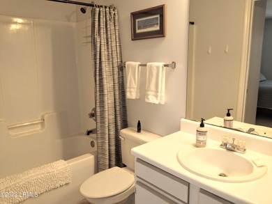 Move in ready fully furnished. Brand new HVAC system . Would - photo 37