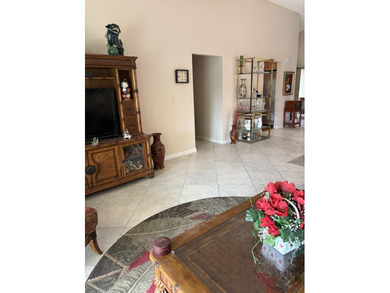 55+ COMMUNITY, HOA REQUIERES 20% DOWN PAYMENT. GREAT COMMUNITY - photo 8