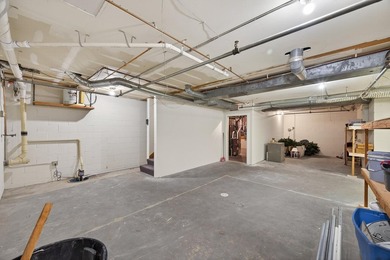 Don't pass on this one!!! Exceptional Downtown Cambridge - photo 40