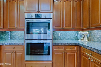 TERRAVITA SENTIS MODEL! Warm, welcoming, well maintained and - photo 9