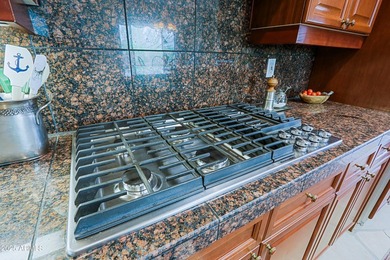 TERRAVITA SENTIS MODEL! Warm, welcoming, well maintained and - photo 10