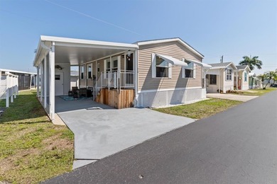 Absolutely adorable and move-in ready, this 2-bedroom, 2-bath - photo 1