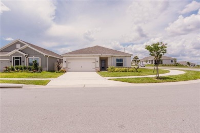 Lake Home For Sale in Lake Alfred, Florida