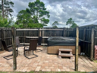 Beautifully Updated 3BR/1BA Home with Spa, Workshop & Fully - photo 4