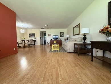Welcome to this charming villa-style 1 bedroom, 1.5 bath condo - photo 5