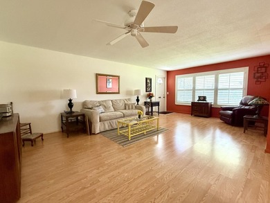 Welcome to this charming villa-style 1 bedroom, 1.5 bath condo - photo 7