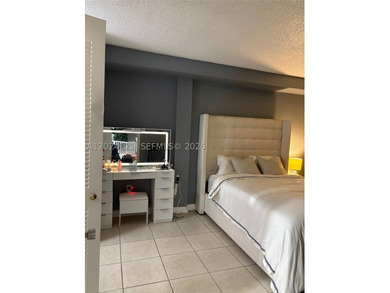 Prime Kendall location, across from Miami Dade College (104th - photo 5