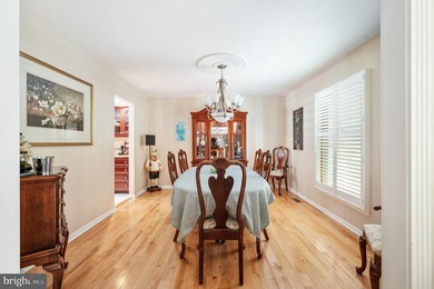 Welcome to an exceptional waterfront retreat on the widest and - photo 20