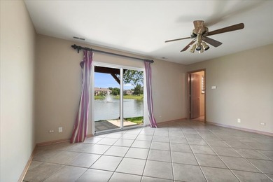 Welcome to this beautifully maintained end-unit townhome - photo 25