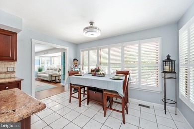 Welcome to an exceptional waterfront retreat on the widest and - photo 28