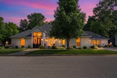 Welcome to the kind of home that makes your friends suddenly - photo 7