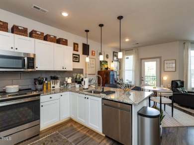 Beautiful Modern design Condo in a Building with Residential