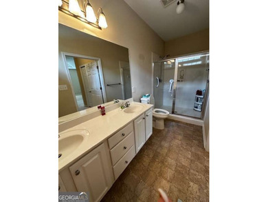 Welcome home to this charming 2-bedroom, 2-bath, all brick condo - photo 9