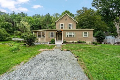 (pending lake) Home Active Under Con in Nassau New York