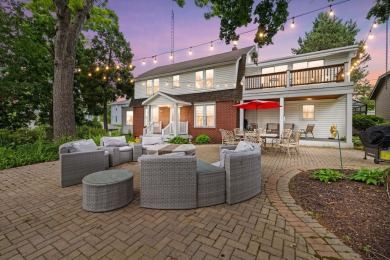 Lake Geneva Home For Sale in Lake Geneva Wisconsin