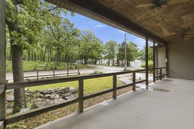 Some houses have curb appeal.This one has a reputation.The kind - photo 8