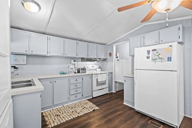 Tucked away in the heart of North Myrtle Beach, this beautifully - photo 13