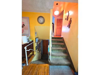 Brick 2 family - 4 story ( basement plus 3 floors). Walk in - photo 15