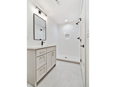 Stunning new construction home on a beautiful wooded lot! Just - photo 16