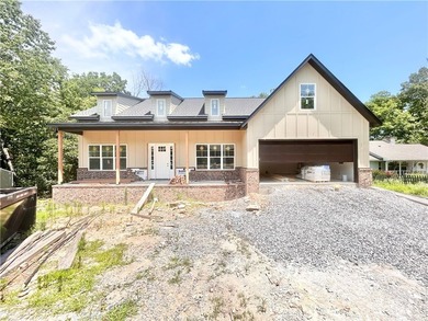 Stunning new construction home on a beautiful wooded lot! Just - photo 18