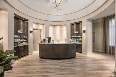 WELCOME to RESORT STYLE living in the highly sought-after - photo 24